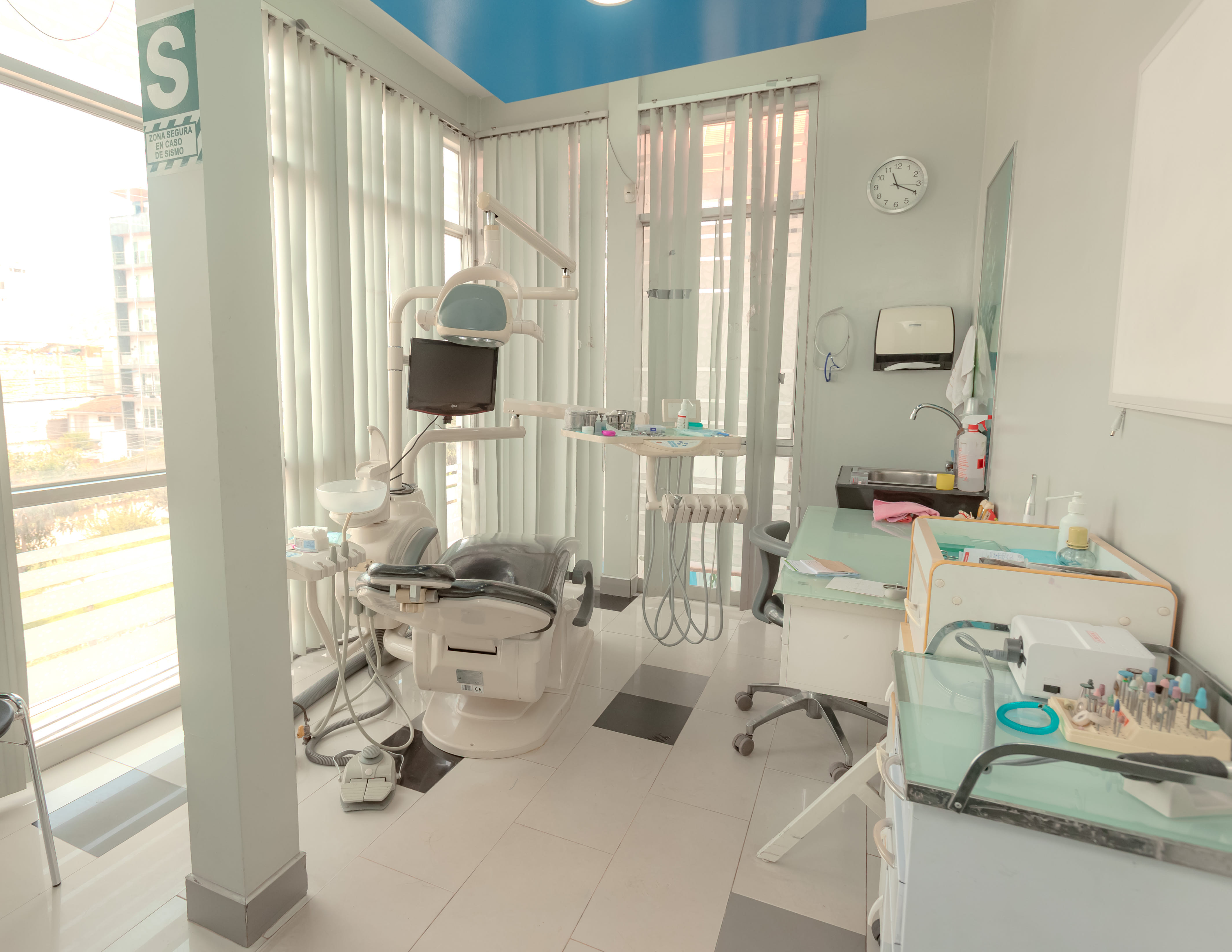 Consultorio de endodoncia en Saludents Cusco
